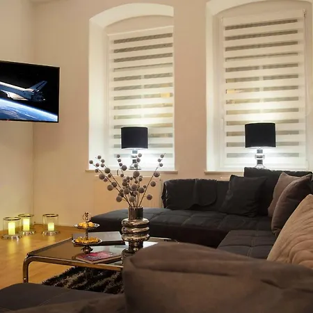 Apartment Space Age Design-luxus-apartment, Terrasse, Zentral Gera