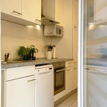 Space Age Design-luxus-apartment, Terrasse, Zentral