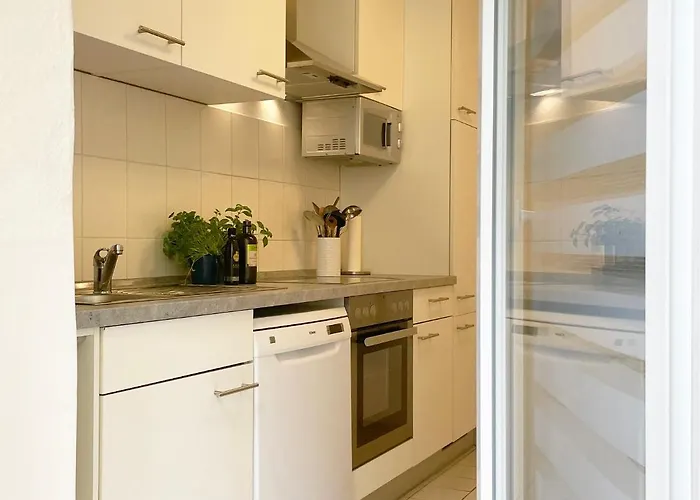 Space Age Design-luxus-apartment, Terrasse, Zentral