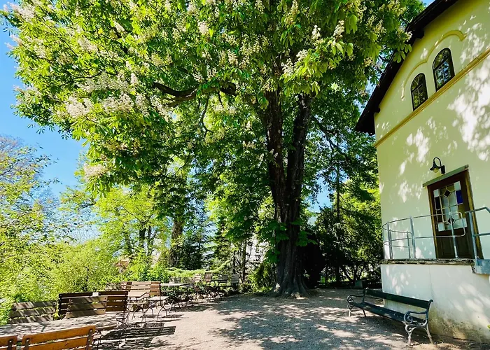 Space Age Design-luxus-apartment, Terrasse, Zentral * Gera